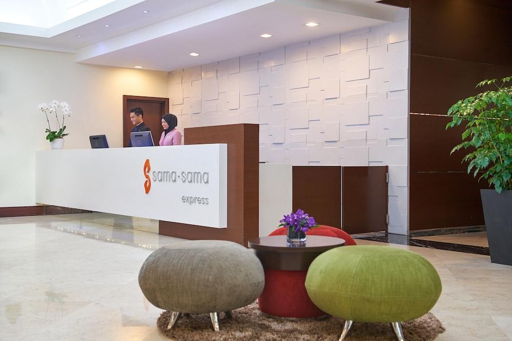 Sama-Sama Express Klia Terminal 1 - Airside Transit Hotel Sepang Exterior photo