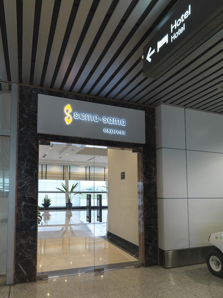 Sama-Sama Express Klia Terminal 1 - Airside Transit Hotel Sepang Exterior photo